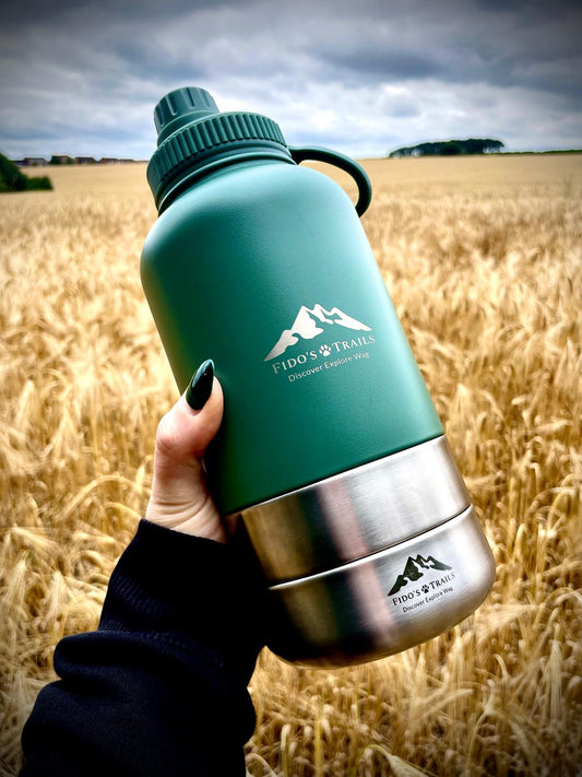 Fido's Trails 3-in-1 Water Bottle with Detachable Bowls – For Dogs & Owners, 1 Litre Forest Green